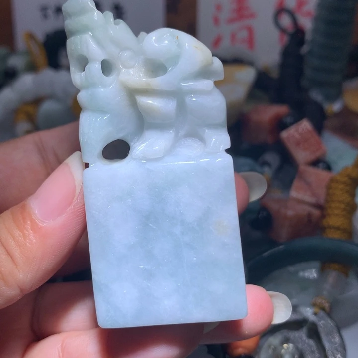 翡翠未镶嵌颈饰保真天然A货翡翠