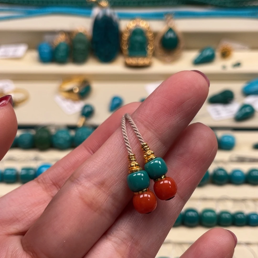 18K金镶嵌绿松石珠宝奇石弟子珠