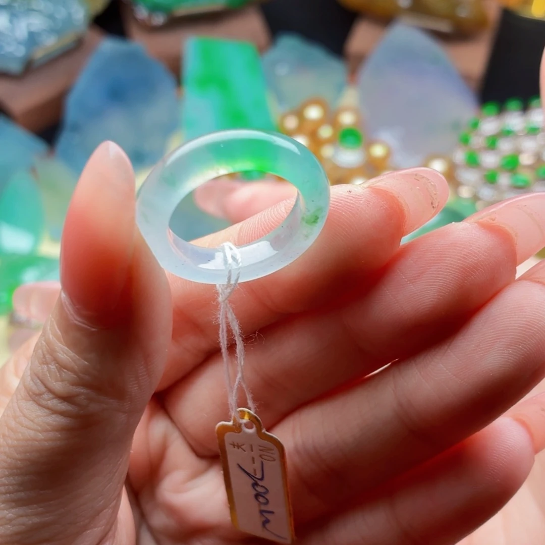 定制翡翠未镶嵌翡翠首饰