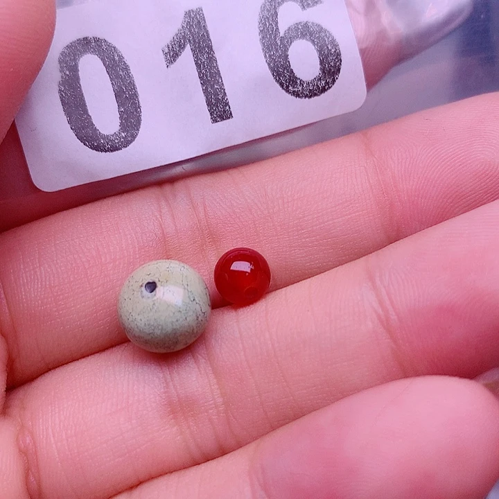 未镶嵌南红玛瑙珠宝奇石