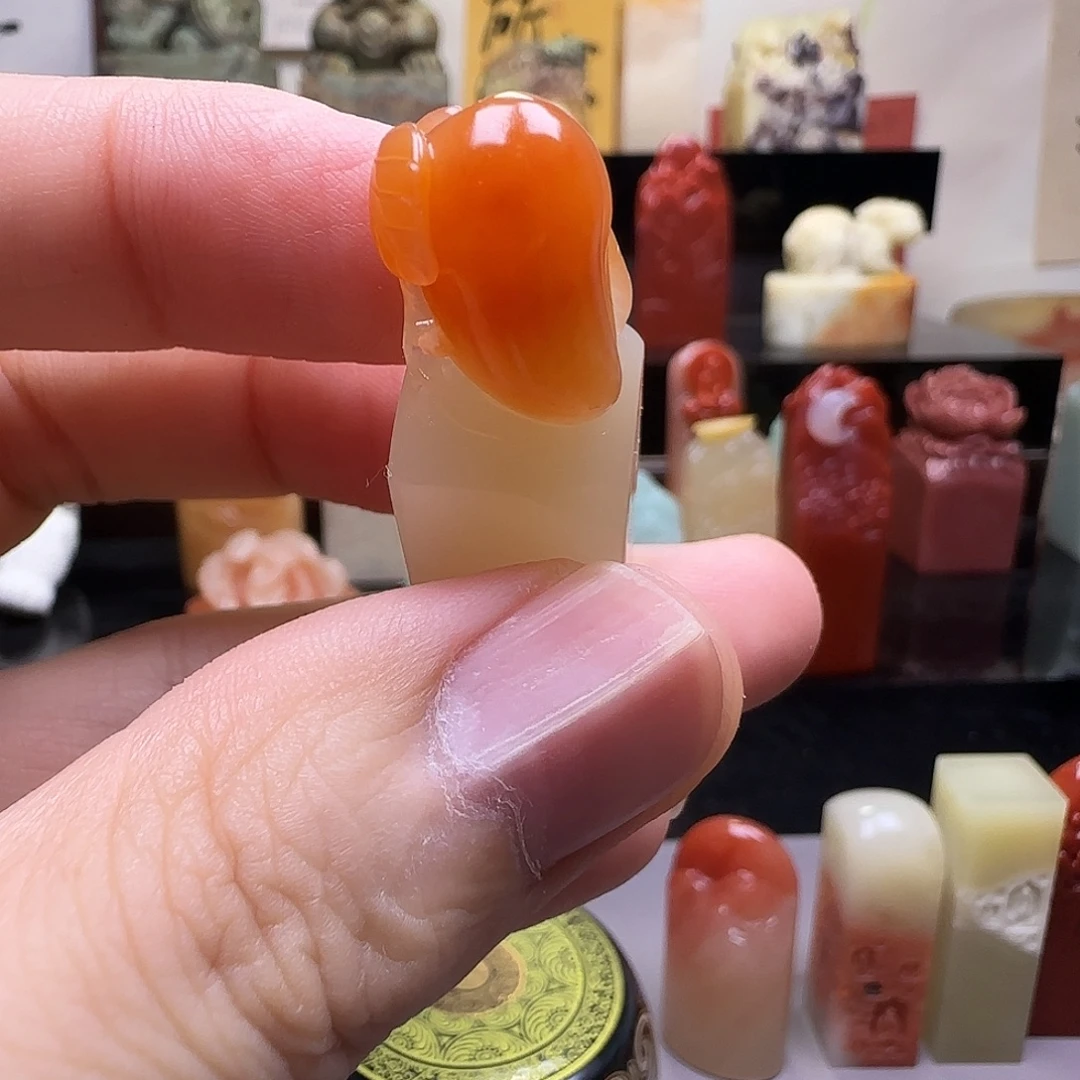 小***灯老挝石交友价，不迷茫