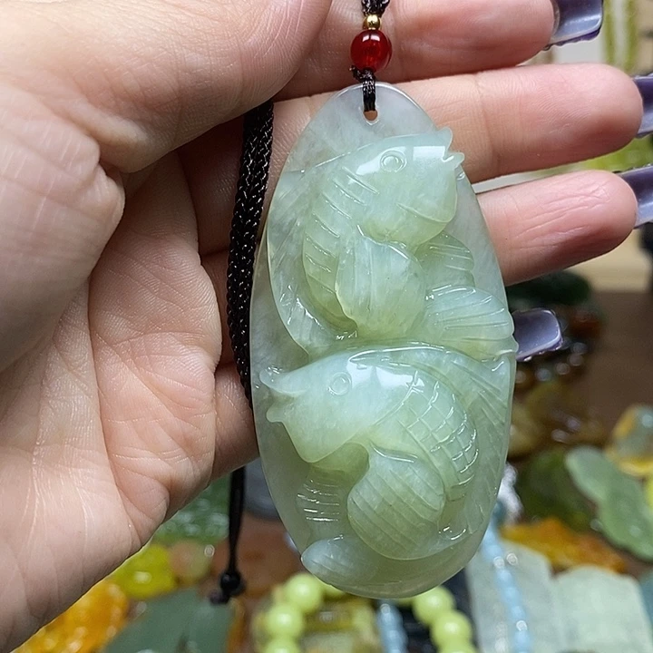 蛇纹石玉吊坠未镶嵌