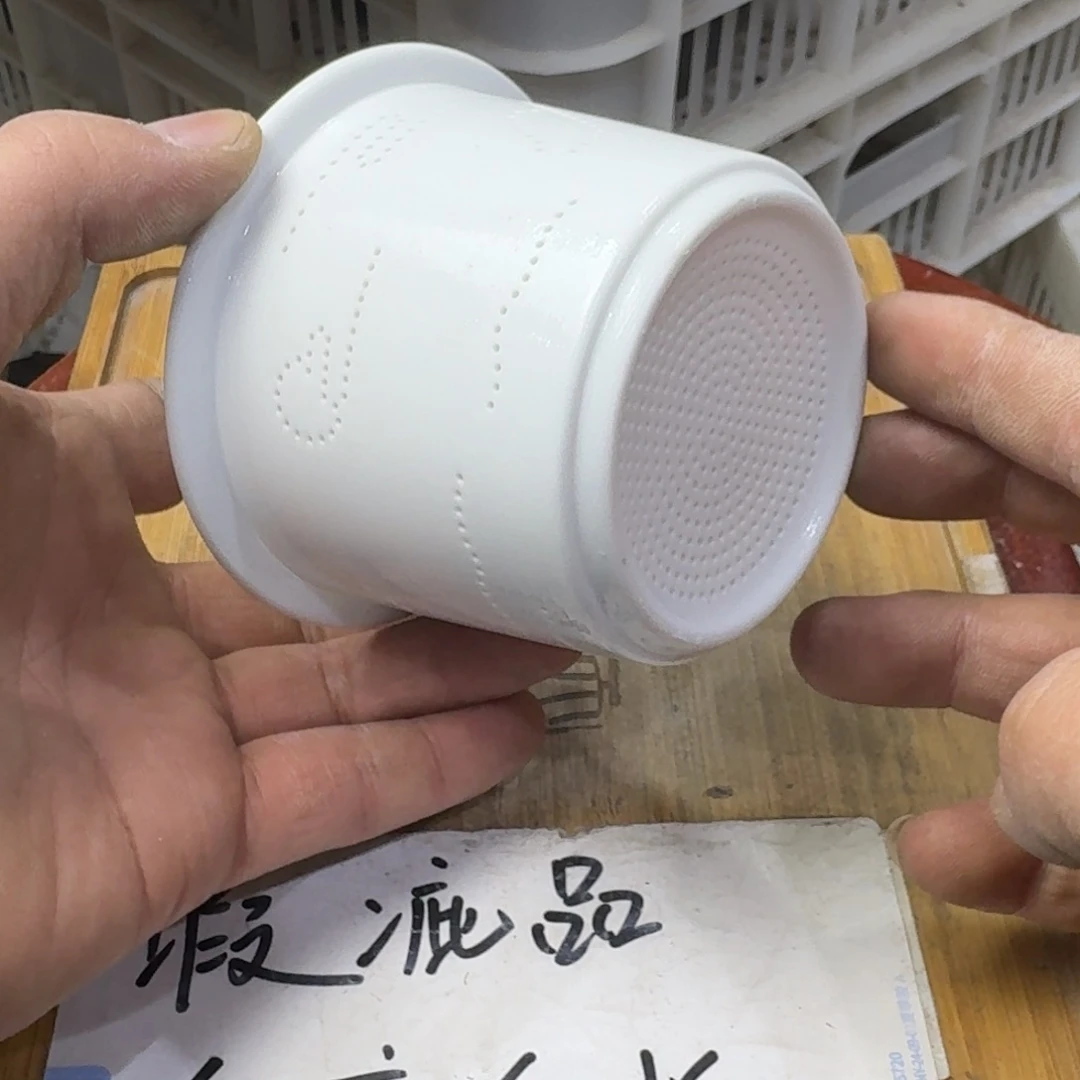 瑕疵介意勿拍陶瓷器皿A137干裂瑕疵介意勿拍