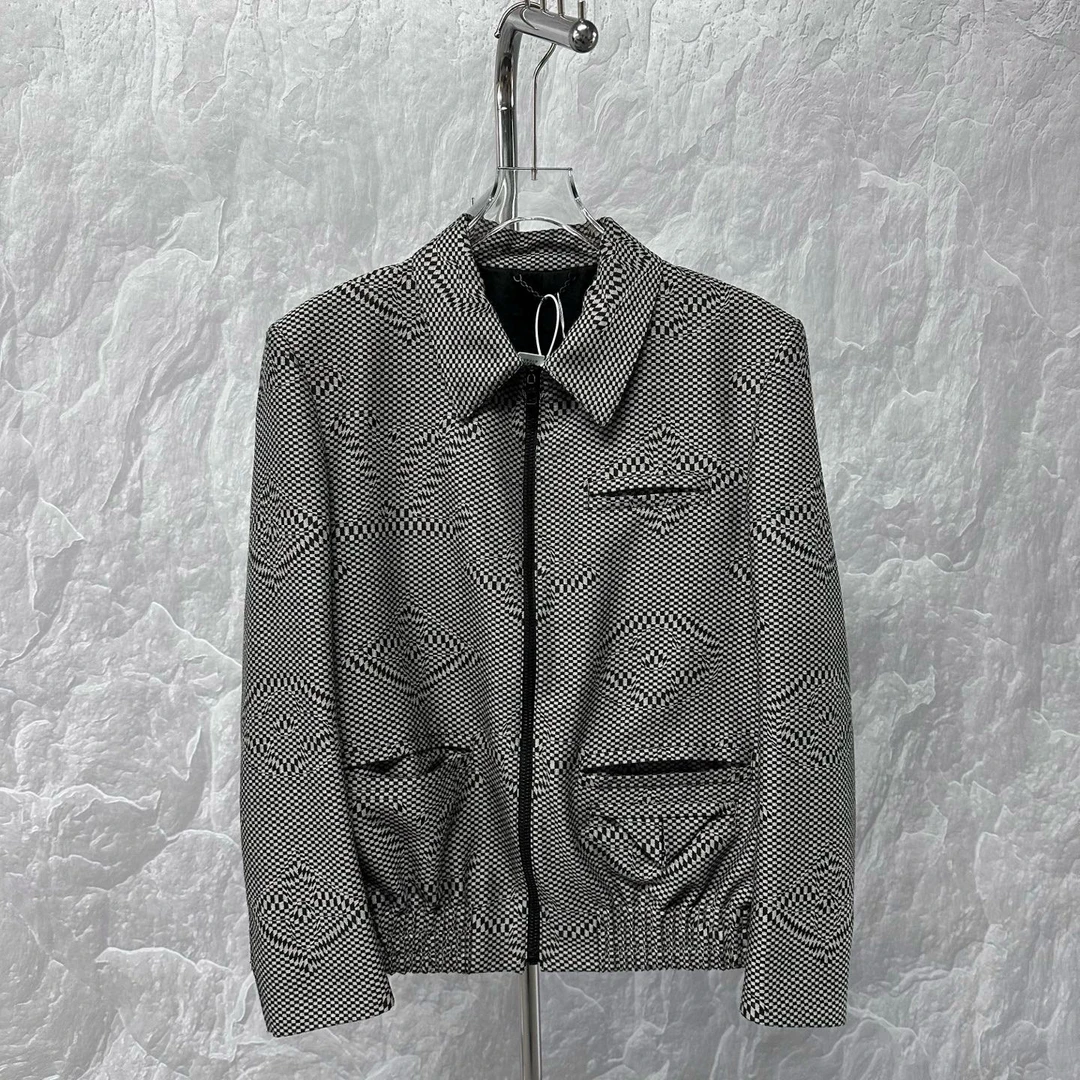 未使用 LouisVuitton/路易威登 老花马赛克拉链外套52码D16619