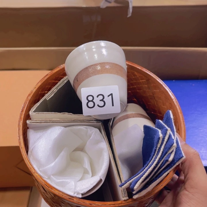 盖碗瓷器制作工艺精湛