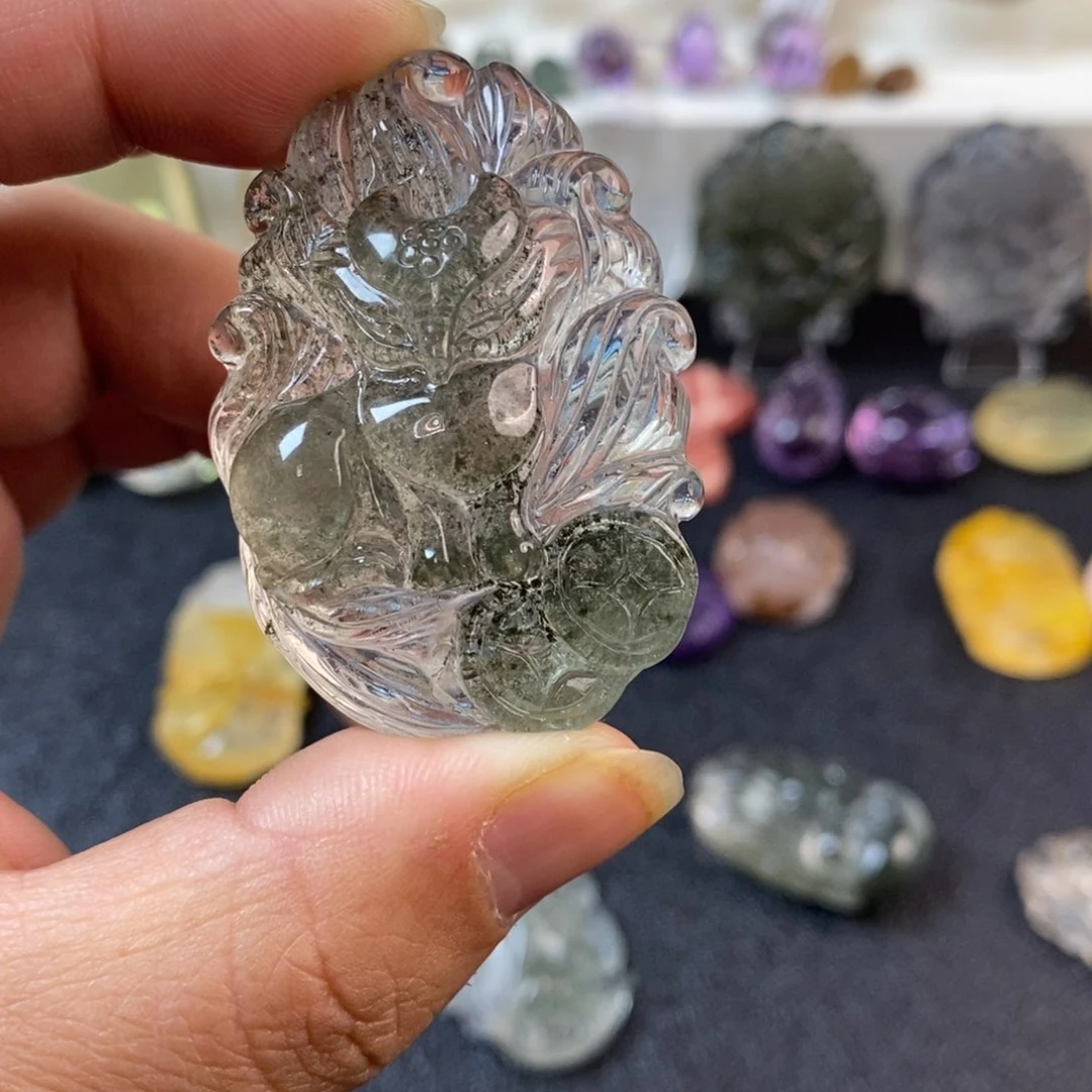 水晶颈饰未镶嵌人***吖