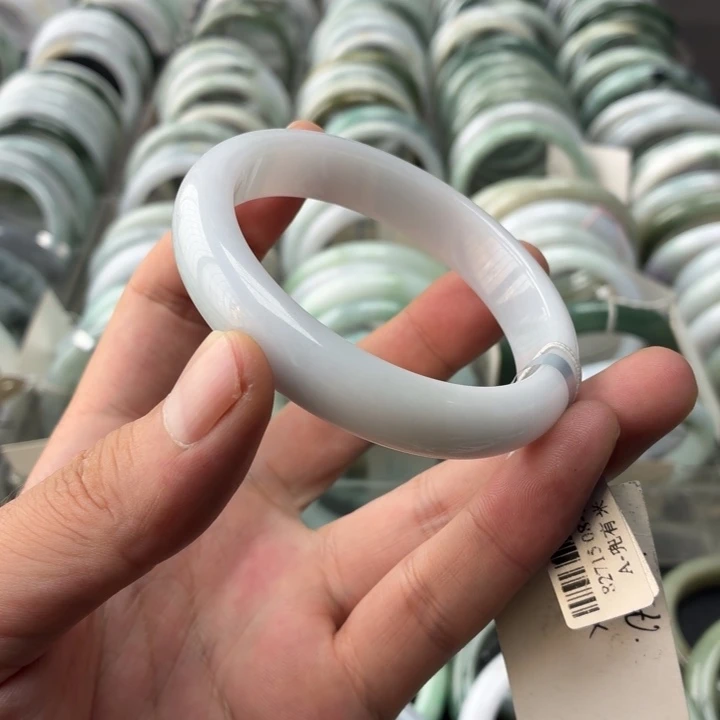 翡翠未镶嵌手镯翡翠手镯