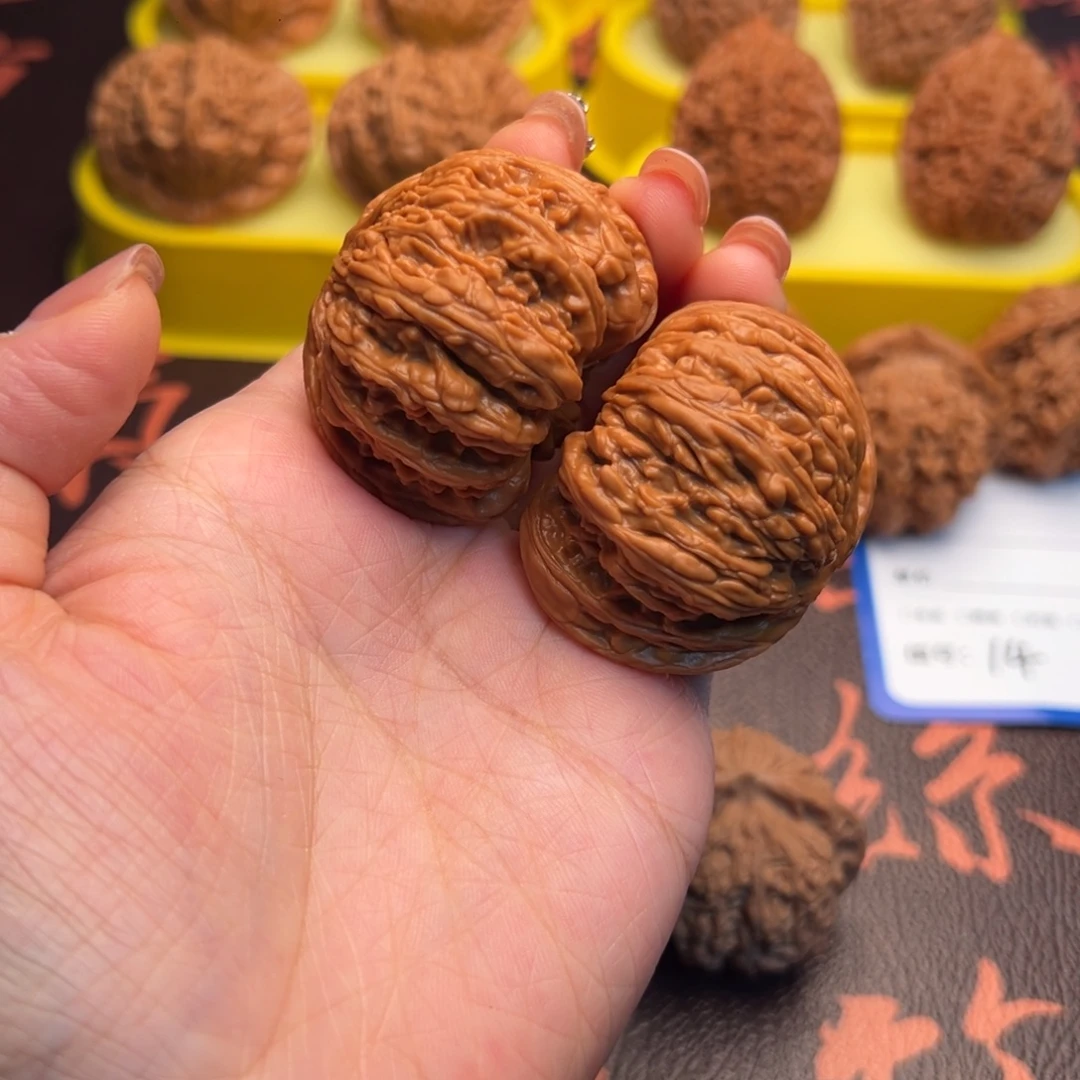 文玩核桃吊坠03密纹44+尺