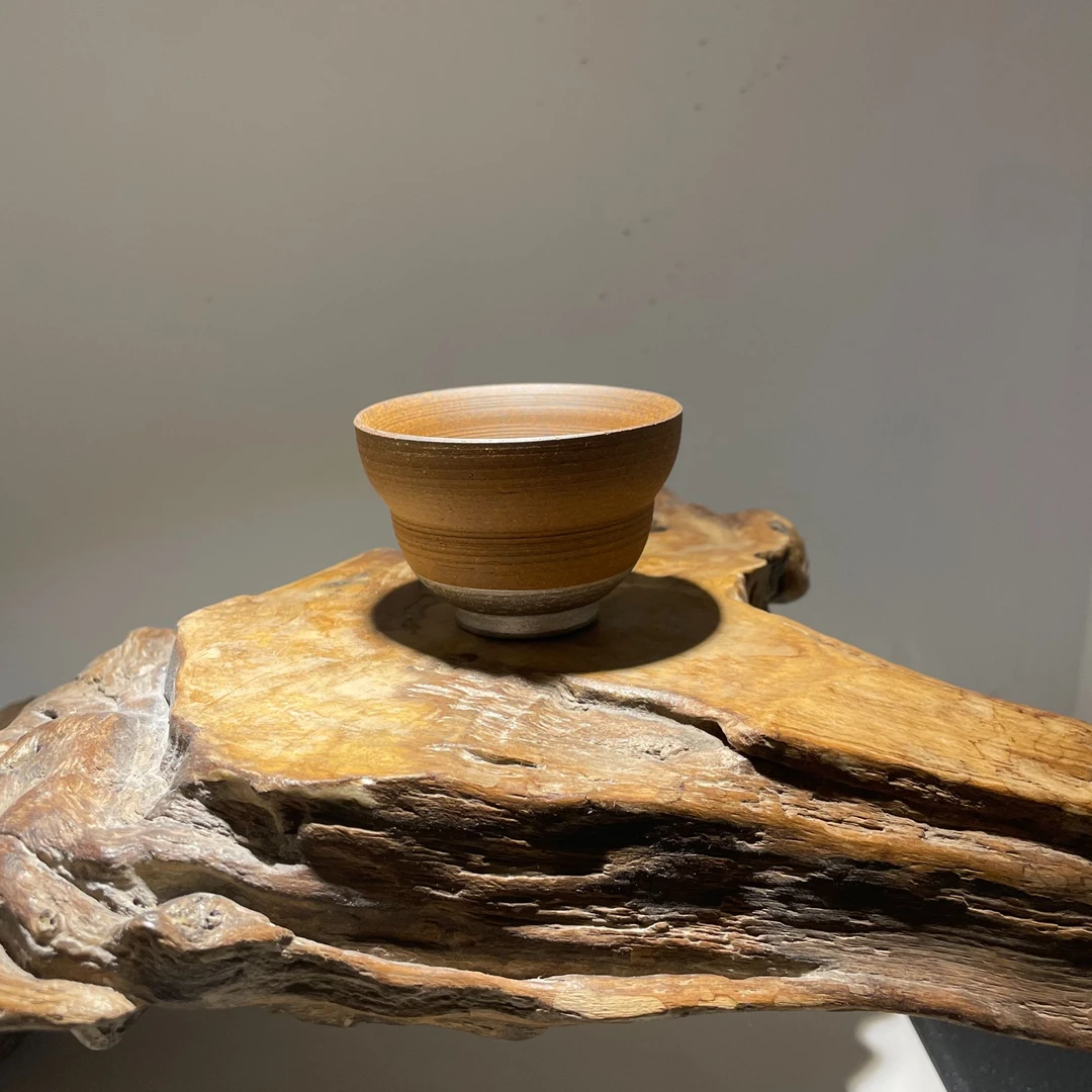 古铜釉银底小茶杯