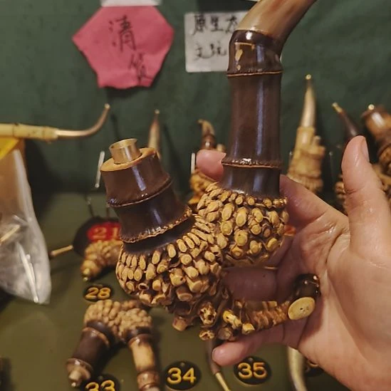 灰***郎贵州特色竹根烟斗工艺品手把件