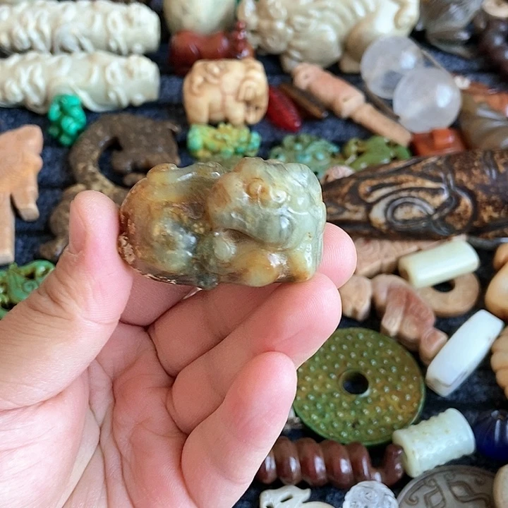 和田玉未镶嵌颈饰57