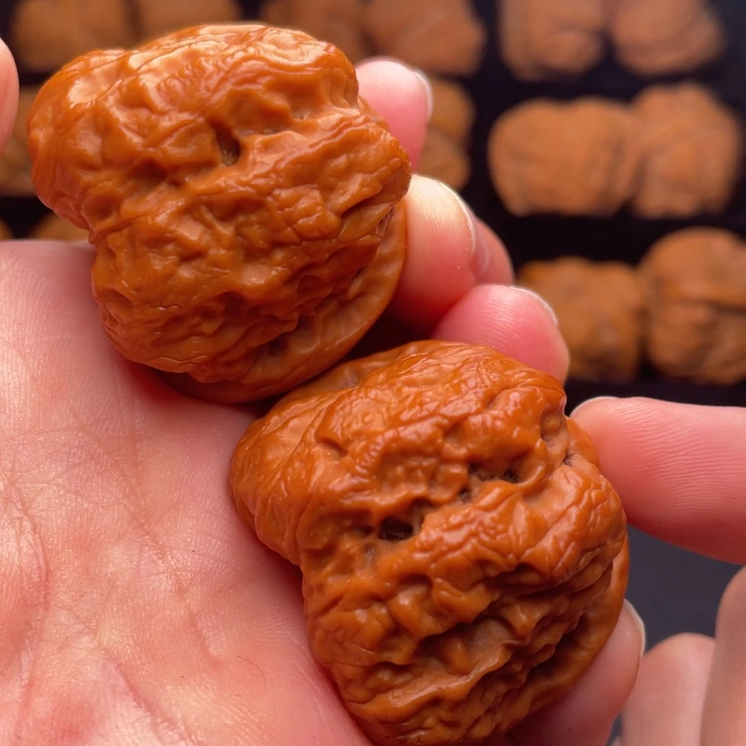 文玩核桃把件秦岭山脉