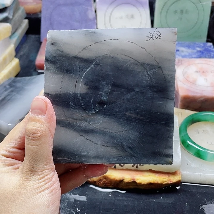 石英质玉未镶嵌手镯定制