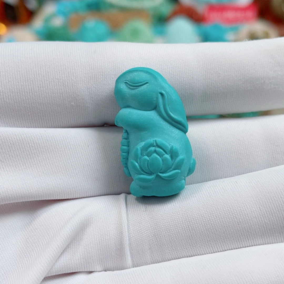 绿松石未镶嵌珠宝奇石