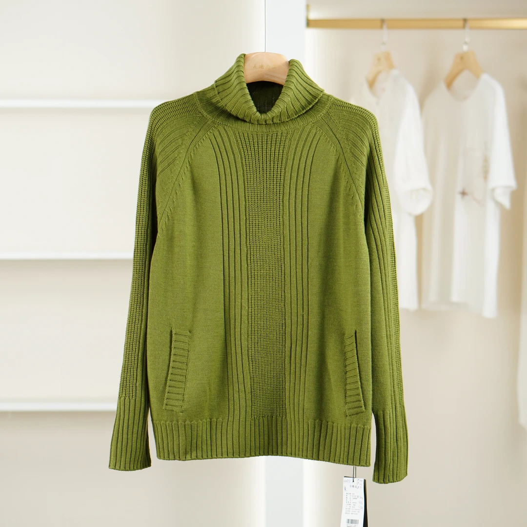 麦迪尚品 一路童行【曼DS】3100731 秋季简约高领针织毛衣女装