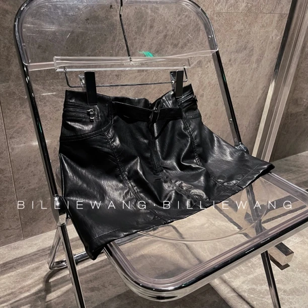 BW独立设计师高定系列｜超辣金属扣蛋白皮短裙