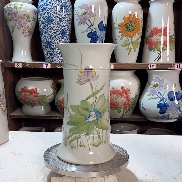 瓶竹子绿绿荷花陶瓷