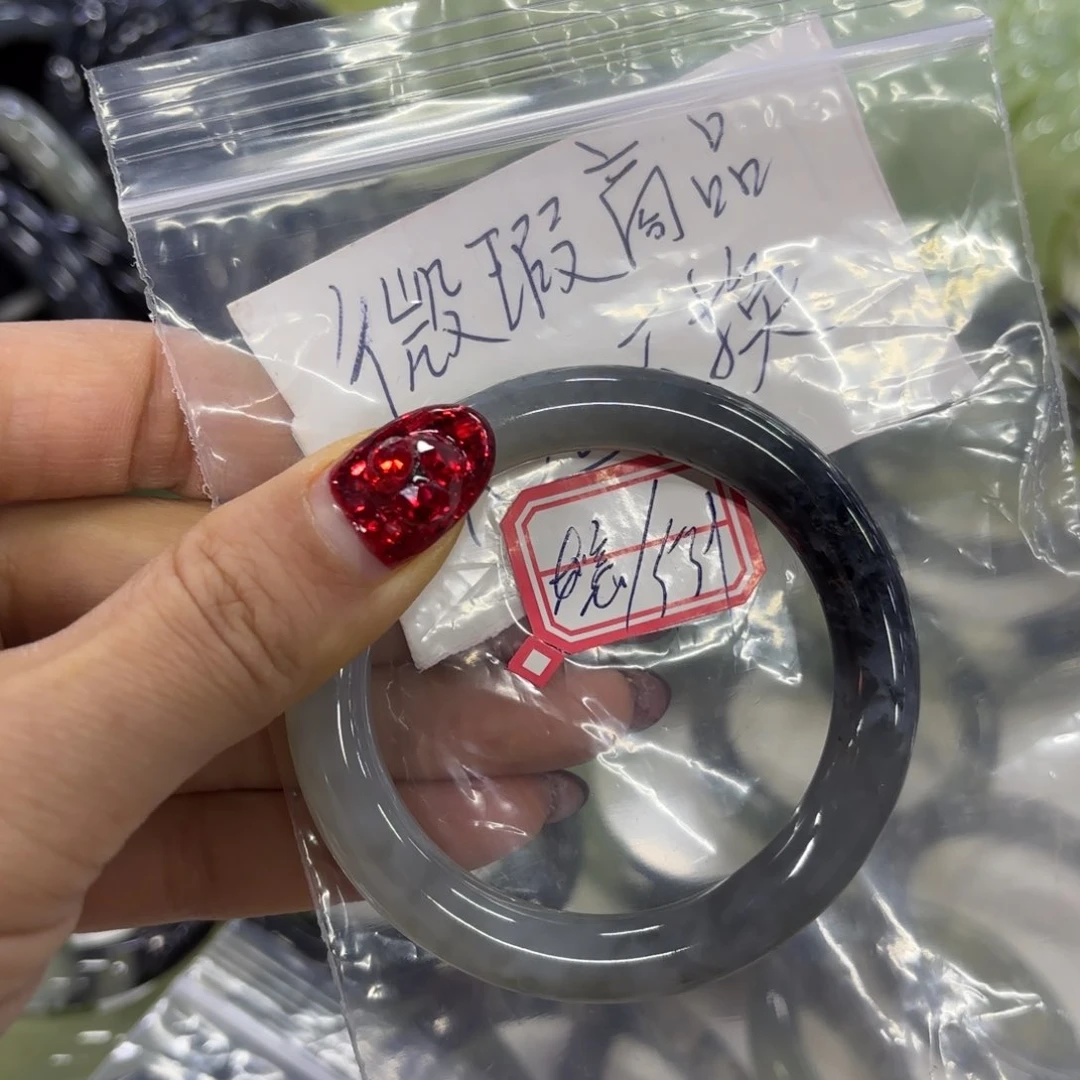 蛇纹石玉手镯未镶嵌柿***意