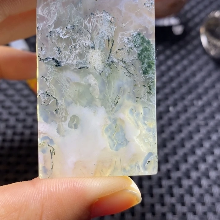玛瑙/玉髓颈饰未镶嵌毛****?