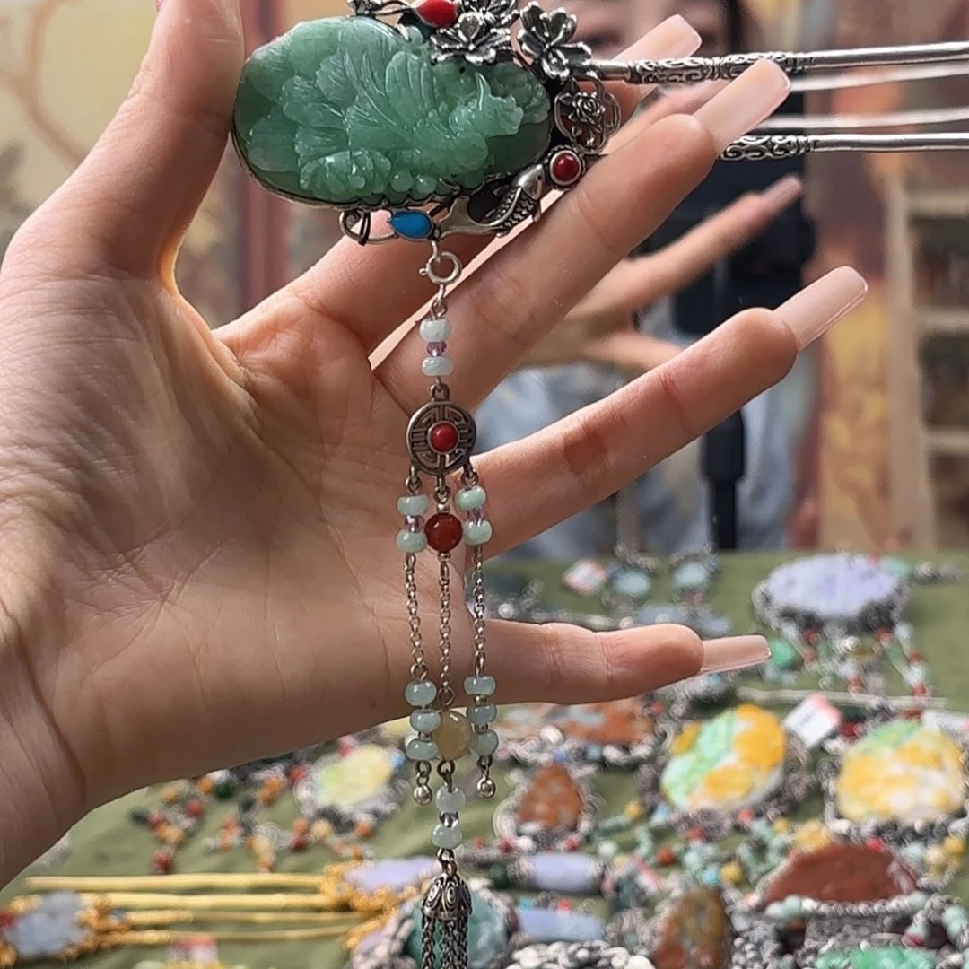 翡翠颈饰银S925镶嵌故*”翡翠