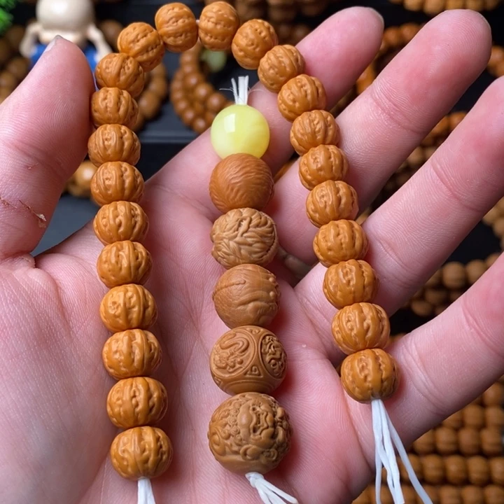 纪***涛猴头核桃手串1111111