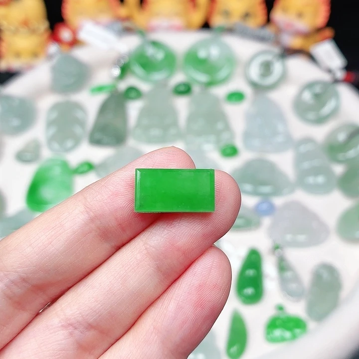 翡翠未镶嵌颈饰缅甸天然A货翡翠