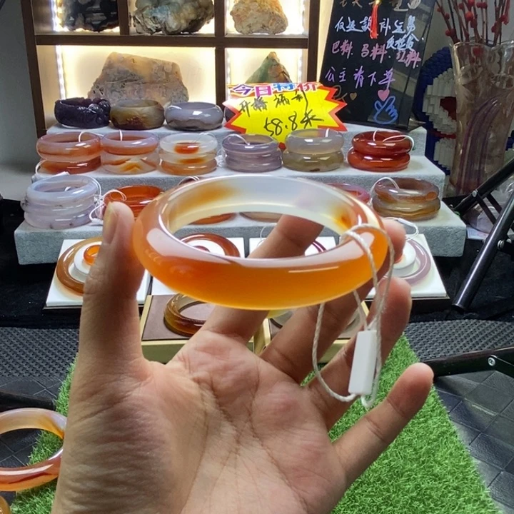 手镯玛瑙/玉髓未镶嵌