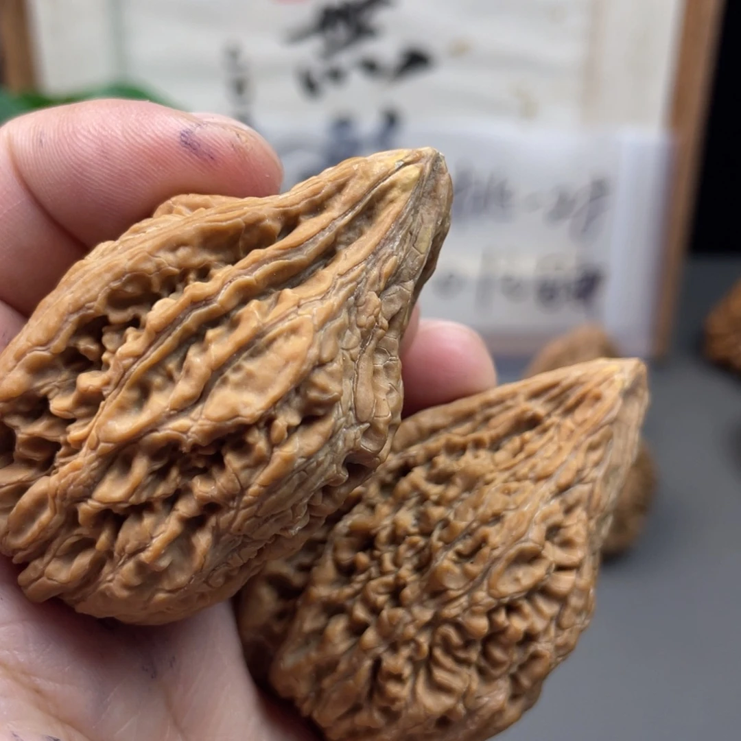 天****吊坠文玩核桃坐佛