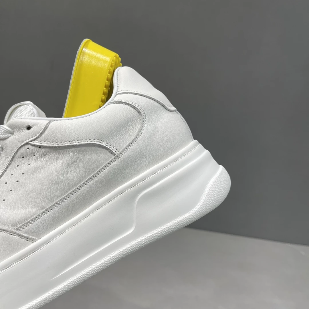 广州欧丽龙品牌爆款升级内增高头层牛皮板鞋潮鞋真皮小白鞋子