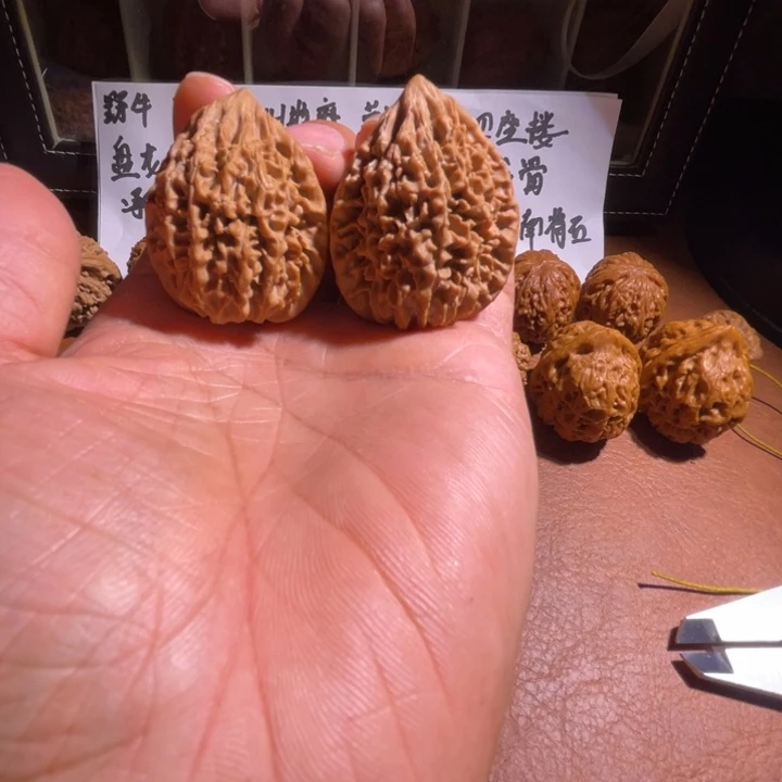 文玩核桃把件招财鼠
