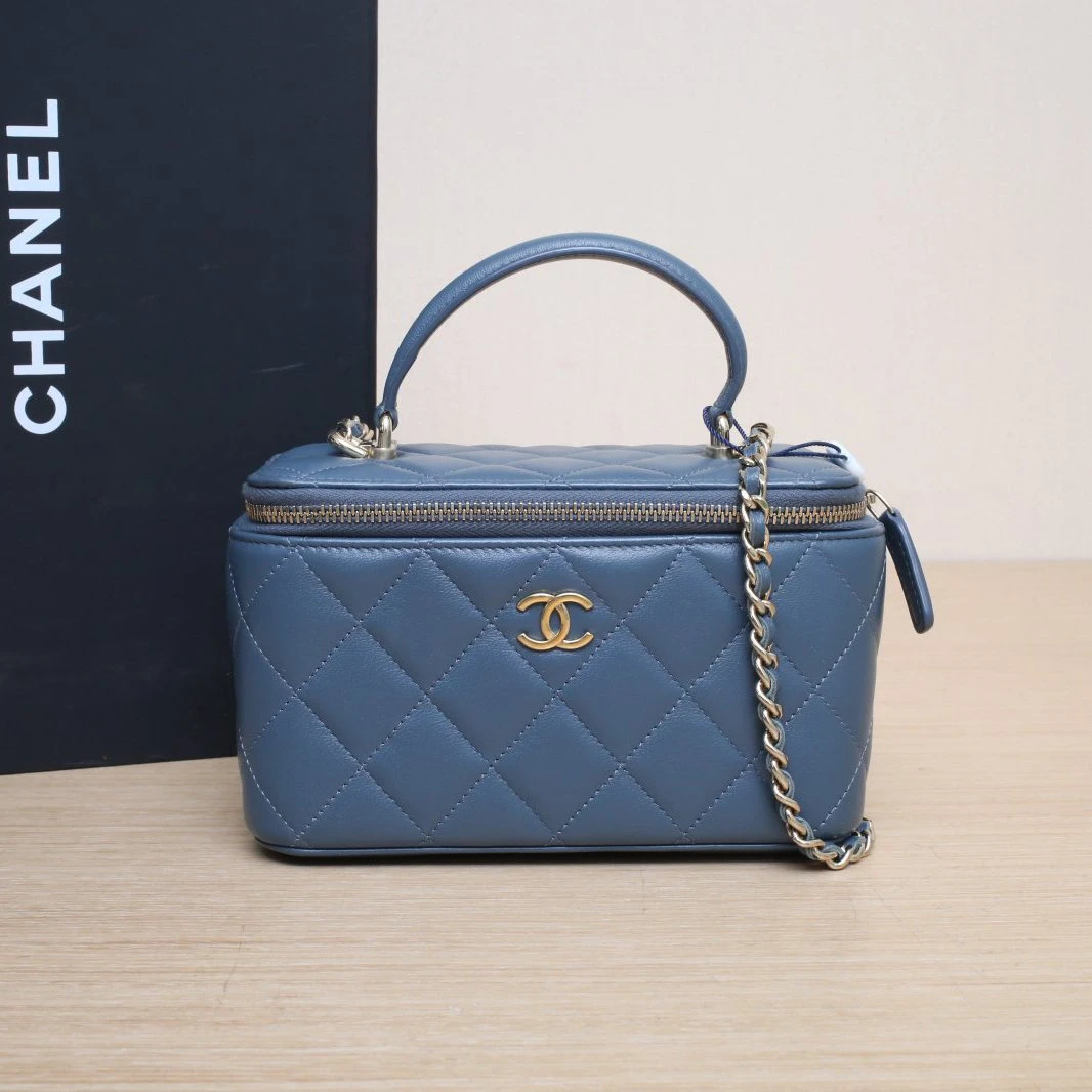 99新 Chanel/香奈儿 花花21K 手提长盒子化妆包 带镜子蓝色皮革S