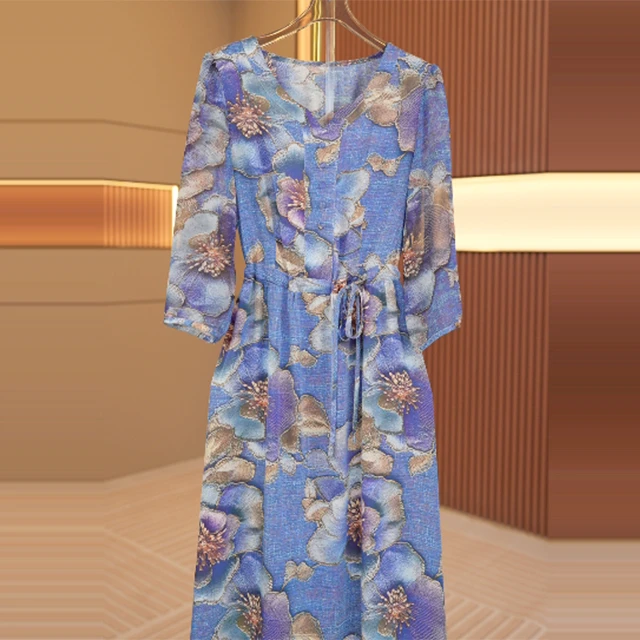 2025年杭州爆款显瘦减龄轻奢宽松气质连衣裙