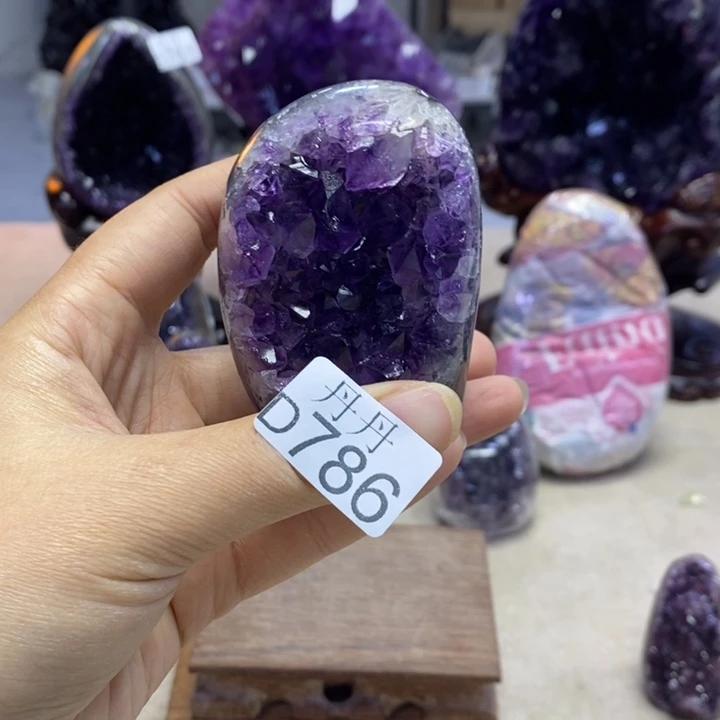 大型摆件（非配饰）紫晶未镶嵌