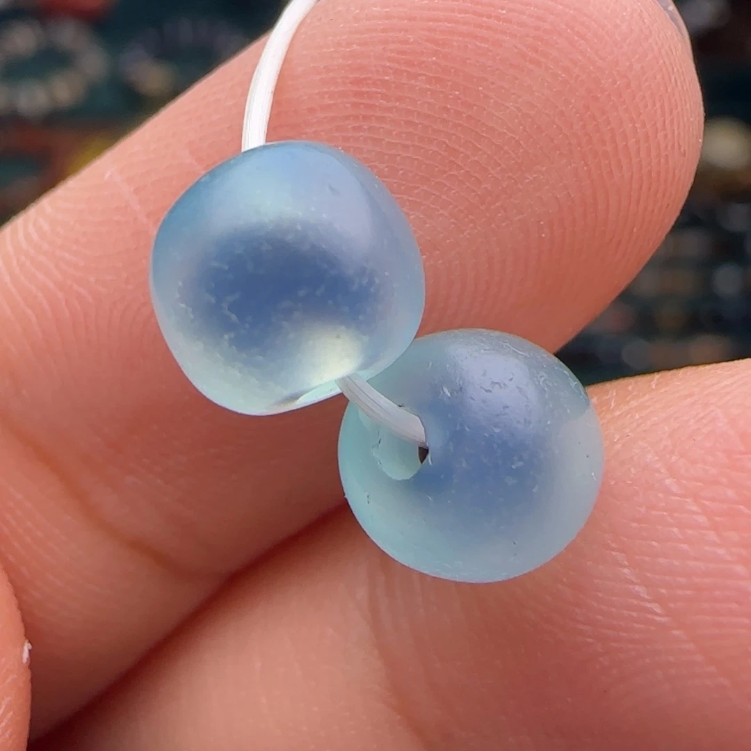 足铂镶嵌颈饰玛瑙/玉髓