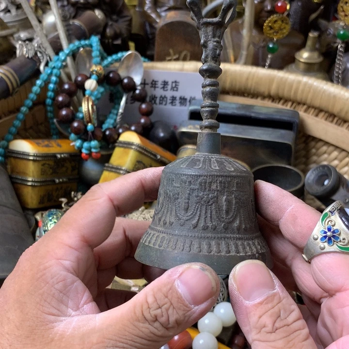 金***身一物一拍金刚铃一个
