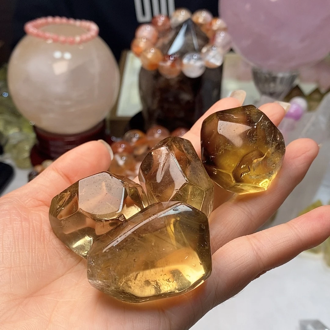 未镶嵌水晶珠宝半成品多样性发其一