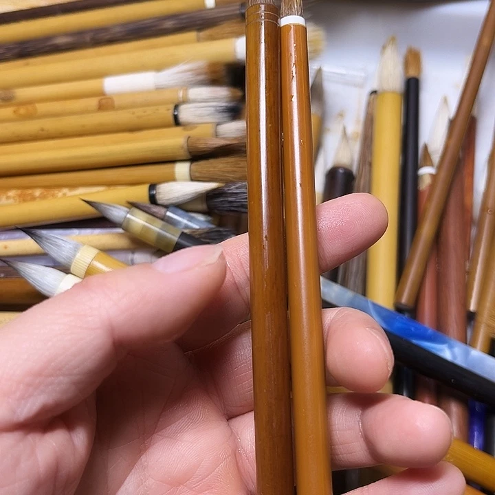 狼毫小楷。鸡狼毫。