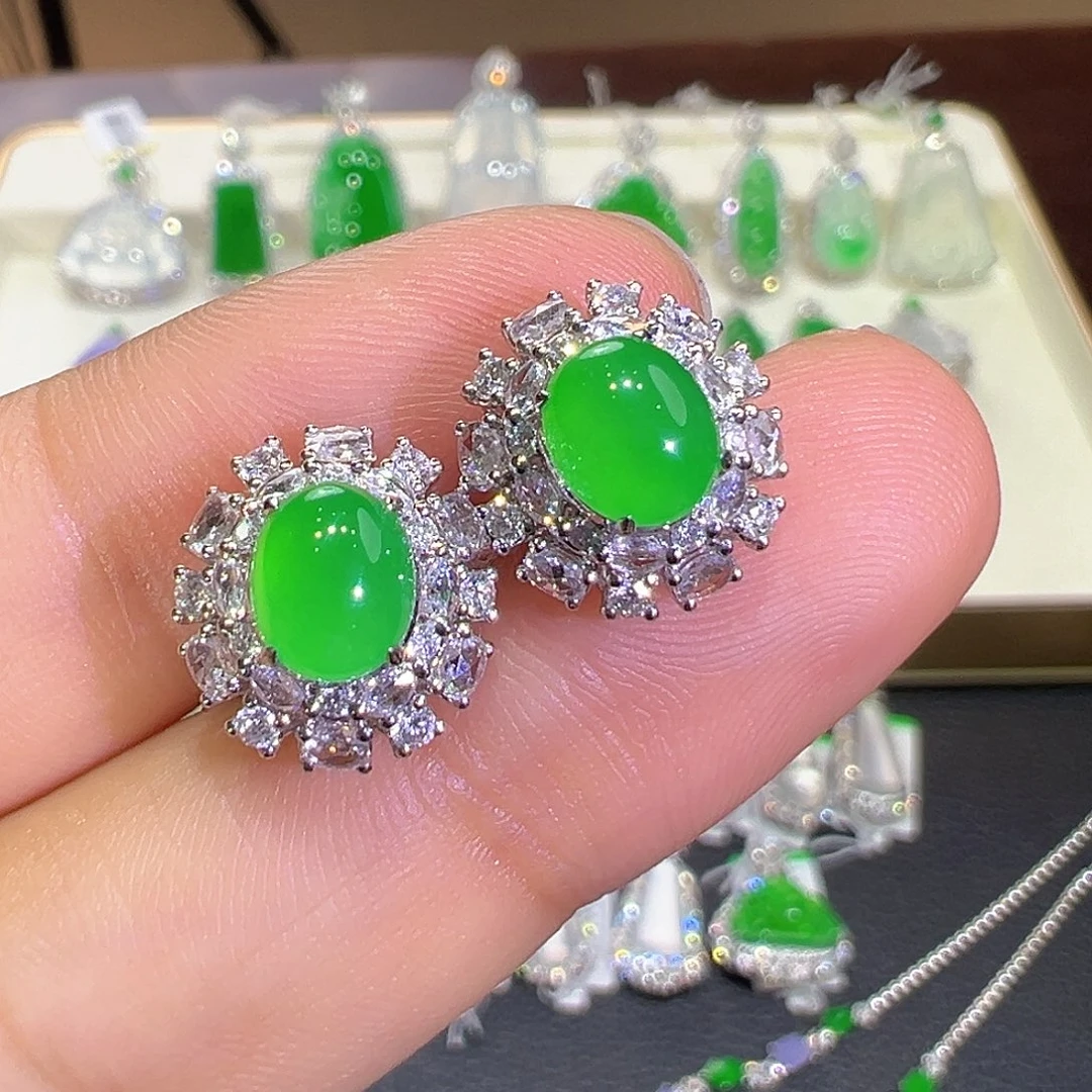 翡翠18K金镶嵌耳饰