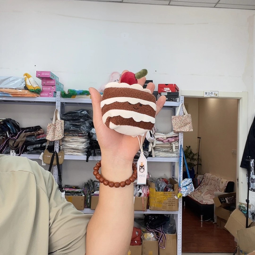PU化妆包等产品和产品