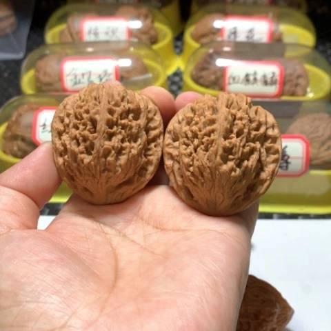 吊坠文玩核桃三角拉丝蚂蚁纹南疆