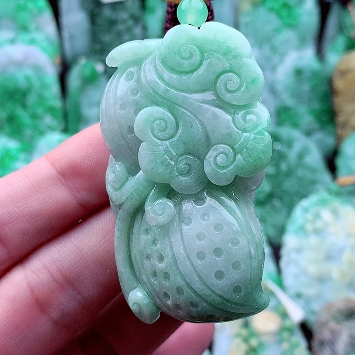 翡翠吊坠(不含链)未镶嵌