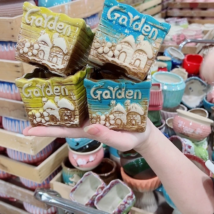 有孔，凑单福利满10元发货陶瓷多肉花盆！