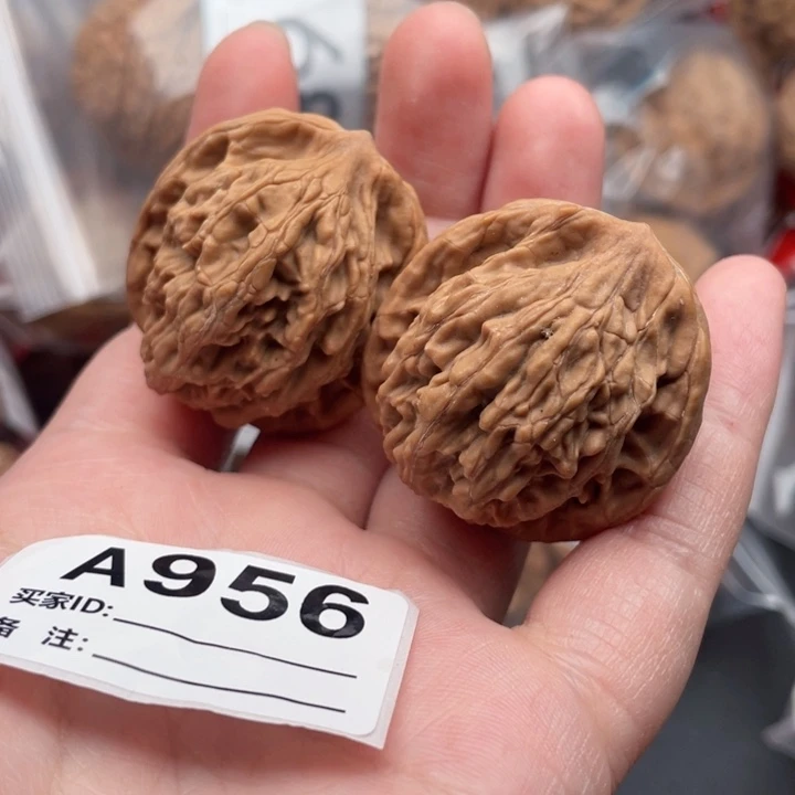 文玩核桃吊坠核桃