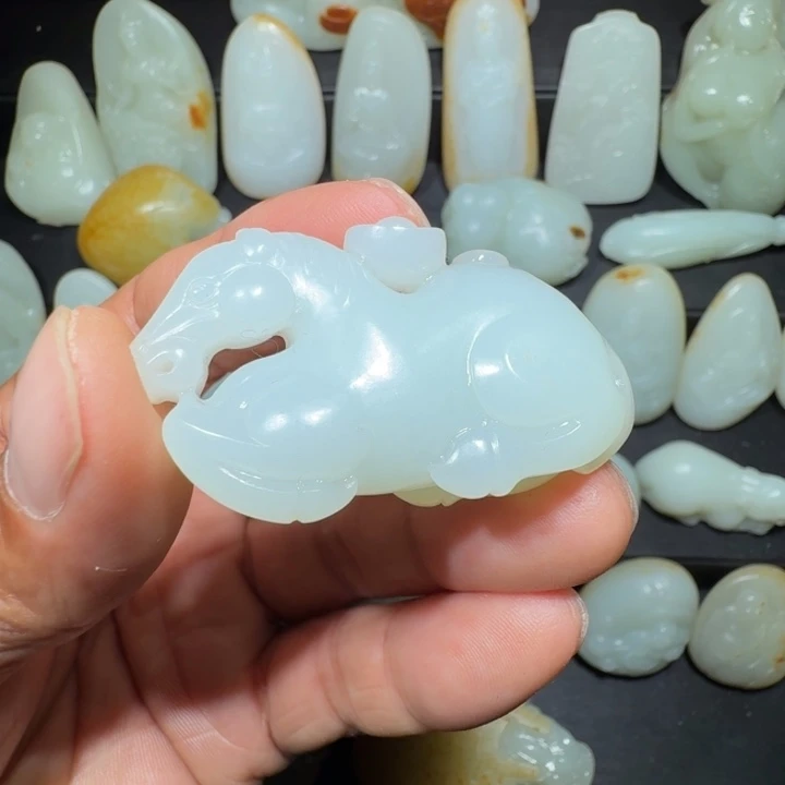 颈饰未镶嵌和田玉胖****福