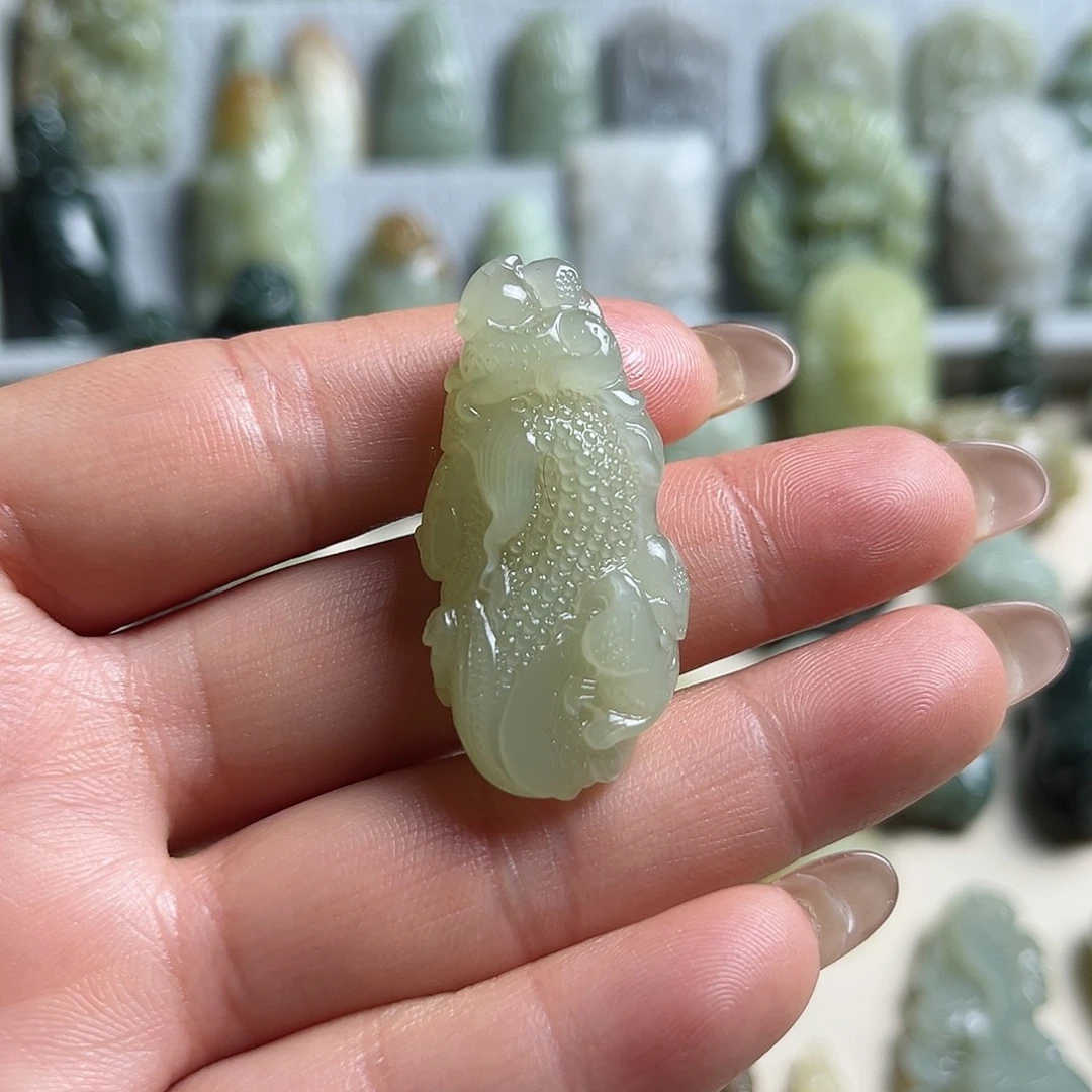 和田玉未镶嵌挂件