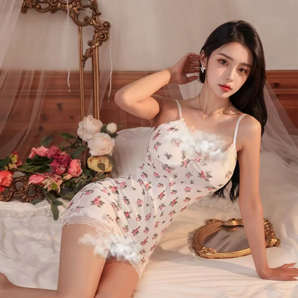 纯薇A2（80-150斤）大码女士小清新碎花蕾丝拼接款小睡裙1100