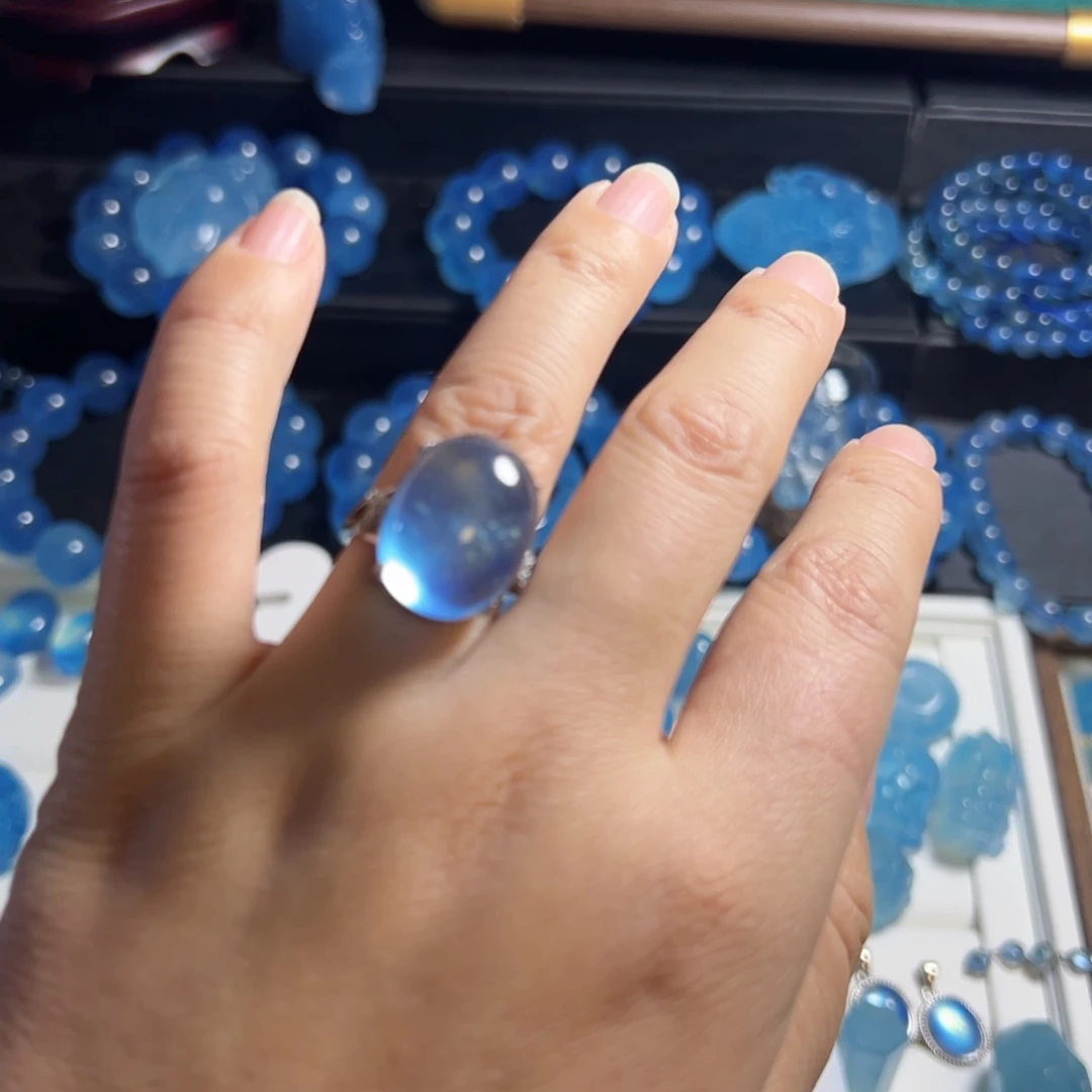 陌***上海蓝戒指直播间专拍