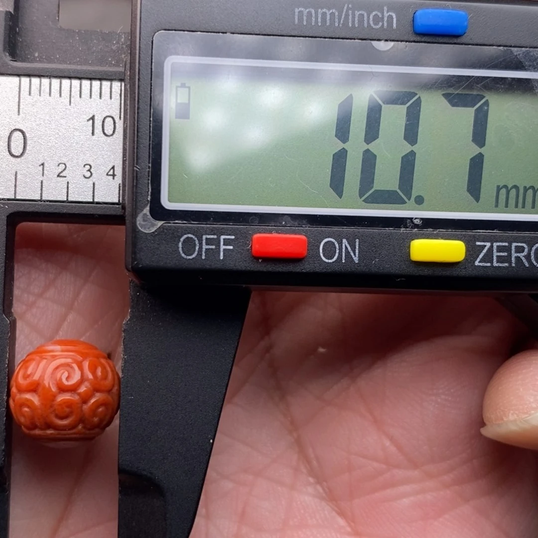 南红玛瑙配饰未镶嵌