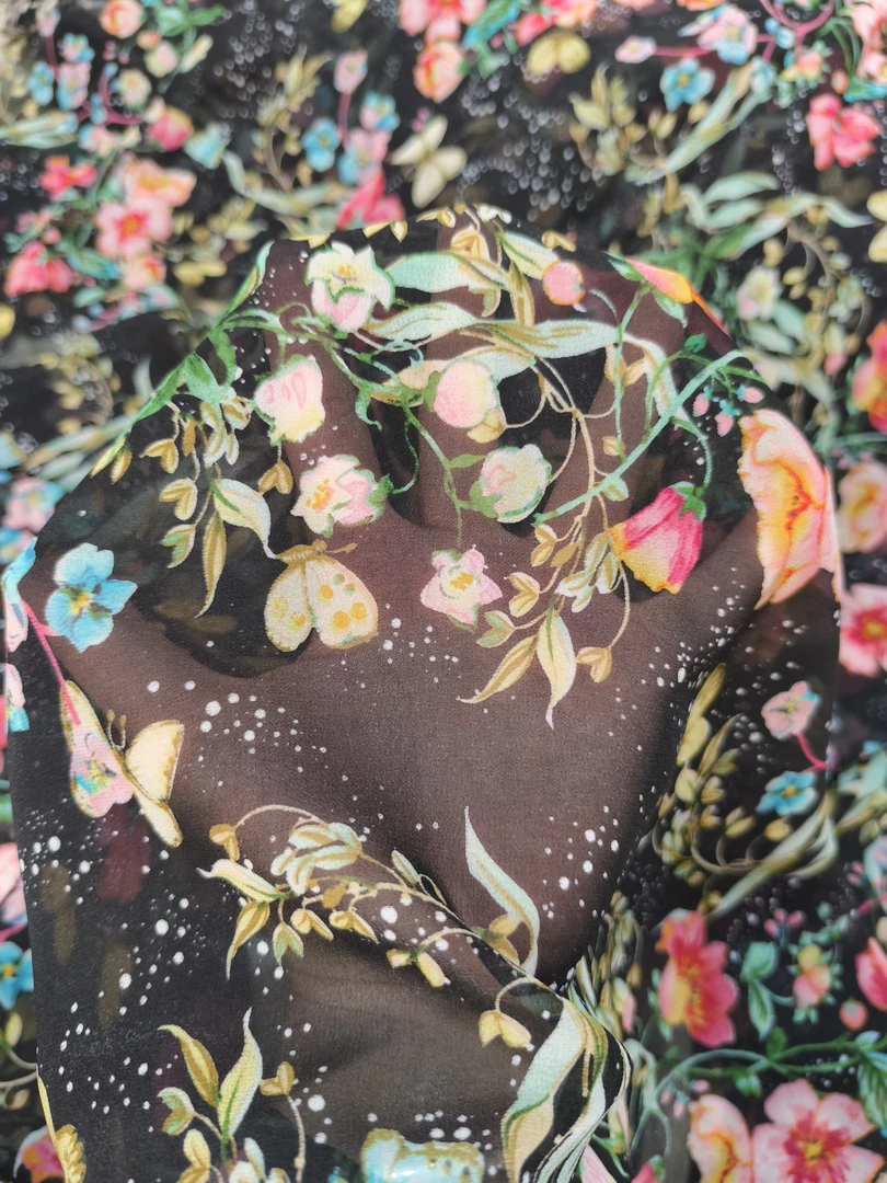 乔其纱黑底裙子粉花蝴蝶连衣裙时装面料高级感布