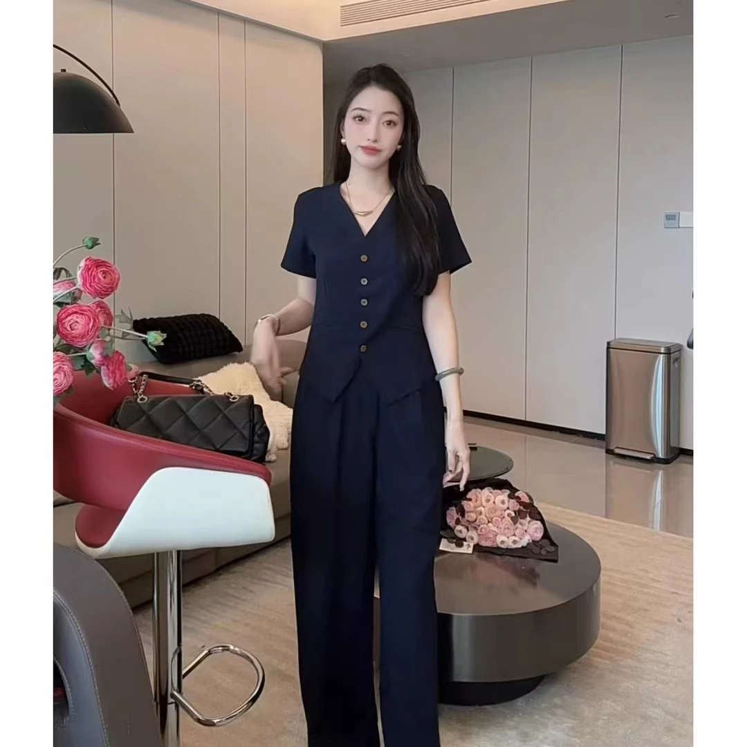 冷淡系独特别致套装女2025夏季新款小众穿搭通勤风气质薄款两件套